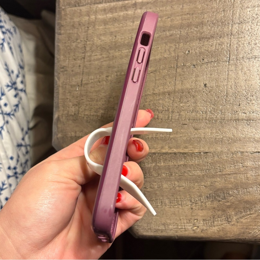 Loopy iPhone 12 Pro case Burgundy - Picture 6 of 7